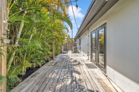 House in Pompano Beach, Florida 3 bedrooms, 103.77 sq.m. № 2036483 - photo 28