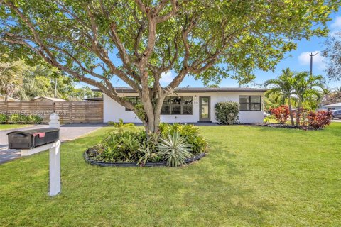 House in Pompano Beach, Florida 3 bedrooms, 103.77 sq.m. № 2036483 - photo 5