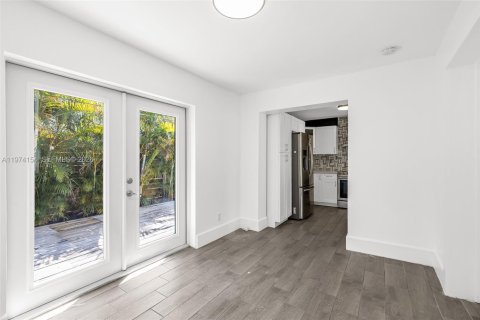 House in Pompano Beach, Florida 3 bedrooms, 103.77 sq.m. № 2036483 - photo 17