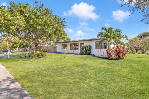 House in Pompano Beach, Florida 3 bedrooms, 103.77 sq.m. № 2036483 - photo 6