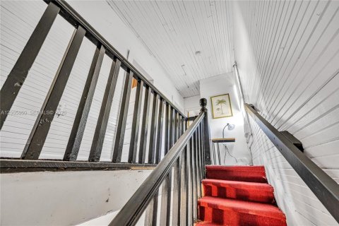 Купить виллу или дом в Майами, Флорида 5 спален, 124.86м2, № 2071310 - фото 21