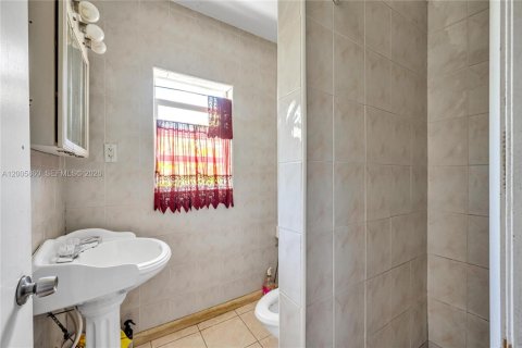 Купить виллу или дом в Майами, Флорида 5 спален, 124.86м2, № 2071310 - фото 27