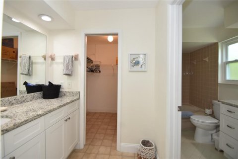 House in Palm Coast, Florida 3 bedrooms, 144.28 sq.m. № 2150568 - photo 24