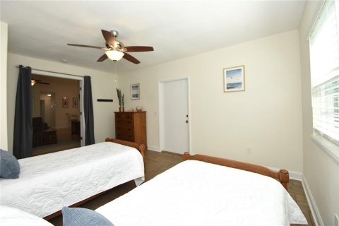 House in Palm Coast, Florida 3 bedrooms, 144.28 sq.m. № 2150568 - photo 10