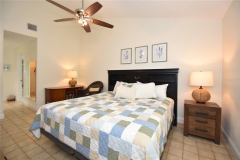 House in Palm Coast, Florida 3 bedrooms, 144.28 sq.m. № 2150568 - photo 23