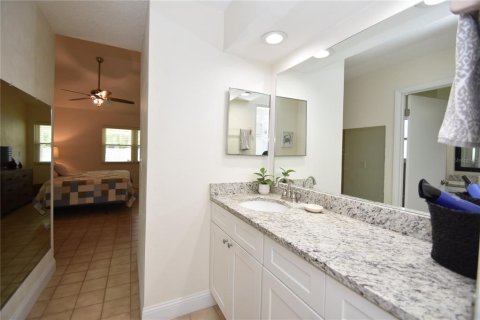 House in Palm Coast, Florida 3 bedrooms, 144.28 sq.m. № 2150568 - photo 26