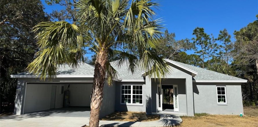 Casa en Crystal River, Florida 3 dormitorios, 130.06 m2 № 1554899