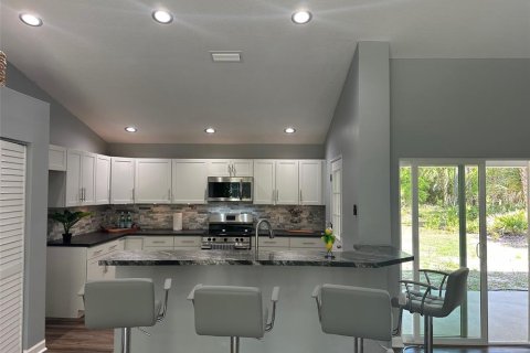 Casa en venta en Crystal River, Florida, 3 dormitorios, 130.06 m2 № 1554899 - foto 4