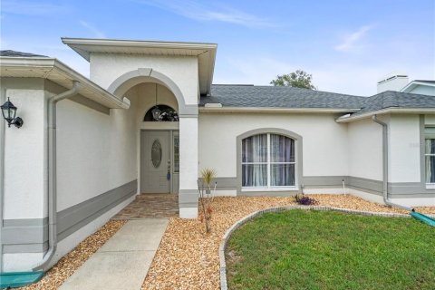 Casa en venta en Spring Hill, Florida, 3 dormitorios, 167.32 m2 № 1869356 - foto 9