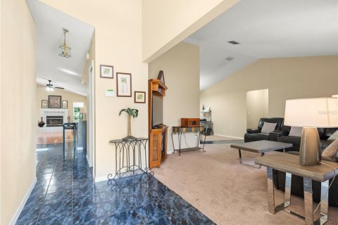 Casa en venta en Spring Hill, Florida, 3 dormitorios, 167.32 m2 № 1869356 - foto 10