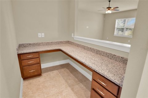 Casa en venta en Orlando, Florida, 5 dormitorios, 380.16 m2 № 2196811 - foto 17