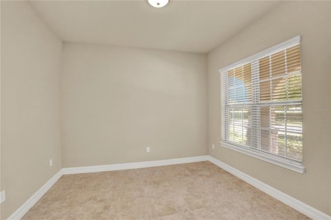 Casa en venta en Orlando, Florida, 5 dormitorios, 380.16 m2 № 2196811 - foto 4