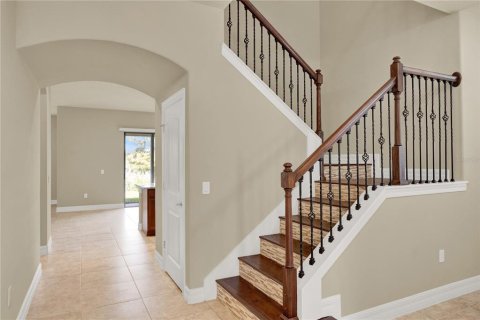 Casa en venta en Orlando, Florida, 5 dormitorios, 380.16 m2 № 2196811 - foto 9