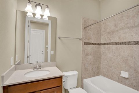 Casa en venta en Orlando, Florida, 5 dormitorios, 380.16 m2 № 2196811 - foto 20
