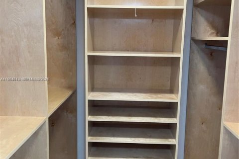 Купить кондоминиум в Норт-Майами, Флорида 2 спальни, 101.82м2, № 2010681 - фото 16