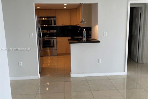 Купить кондоминиум в Норт-Майами, Флорида 2 спальни, 101.82м2, № 2010681 - фото 7