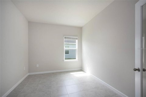 House in Port Charlotte, Florida 3 bedrooms, 187.38 sq.m. № 2308743 - photo 13