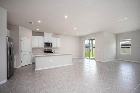 House in Port Charlotte, Florida 3 bedrooms, 187.38 sq.m. № 2308743 - photo 25