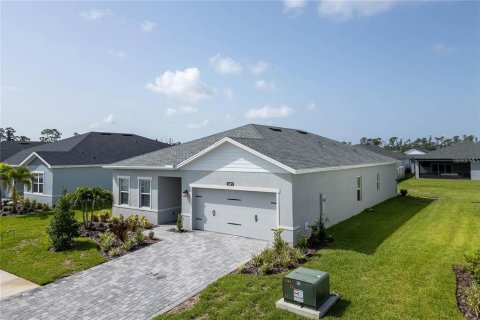 House in Port Charlotte, Florida 3 bedrooms, 187.38 sq.m. № 2308743 - photo 4
