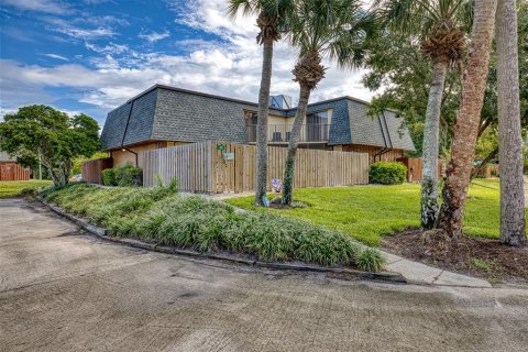 House in New Smyrna Beach, Florida 3 bedrooms, 161.28 sq.m. № 2351885
