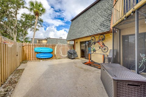 Casa en venta en New Smyrna Beach, Florida, 3 dormitorios, 161.28 m2 № 2351885 - foto 9