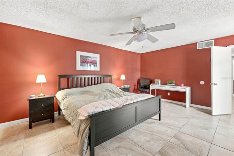 Casa en venta en New Smyrna Beach, Florida, 3 dormitorios, 161.28 m2 № 2351885 - foto 11