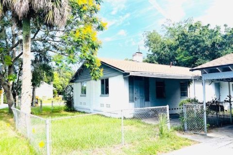 House in Orlando, Florida 4 bedrooms, 195.75 sq.m. № 1805447 - photo 13