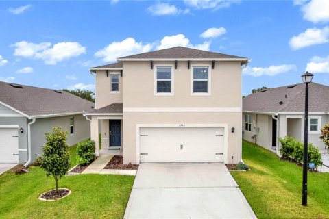 Casa en Sanford, Florida 4 dormitorios, 210.05 m2 № 2110213