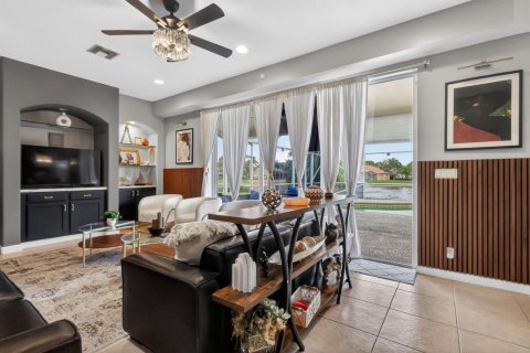 Casa en venta en West Palm Beach, Florida, 4 dormitorios, 250.37 m2 № 2186873 - foto 14