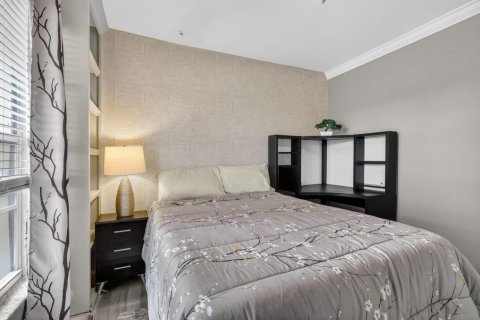 Casa en venta en West Palm Beach, Florida, 4 dormitorios, 250.37 m2 № 2186873 - foto 8