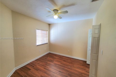 House in Cutler Bay, Florida 4 bedrooms, 225.66 sq.m. № 1831122 - photo 22