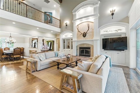 House in Green Cove Springs, Florida 6 bedrooms, 629.88 sq.m. № 1757772 - photo 8