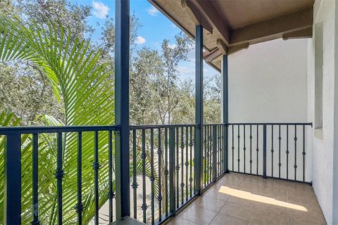 Townhouse in Miramar, Florida 3 bedrooms, 185.8 sq.m. № 2012570 - photo 17