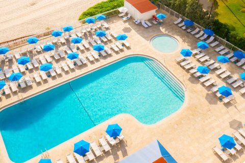 Copropriété à vendre à Sunny Isles Beach, Floride: 33.44 m2 № 1710224 - photo 26