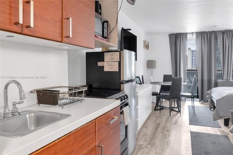 Copropriété à vendre à Sunny Isles Beach, Floride: 33.44 m2 № 1710224 - photo 3
