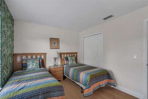 Townhouse in Davenport, Florida 4 bedrooms, 172.43 sq.m. № 2216308 - photo 20
