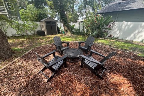 Villa ou maison à louer à Tampa, Floride: 3 chambres, 216.83 m2 № 2117937 - photo 23