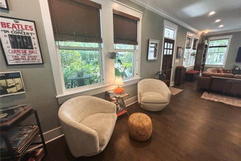 Villa ou maison à louer à Tampa, Floride: 3 chambres, 216.83 m2 № 2117937 - photo 6