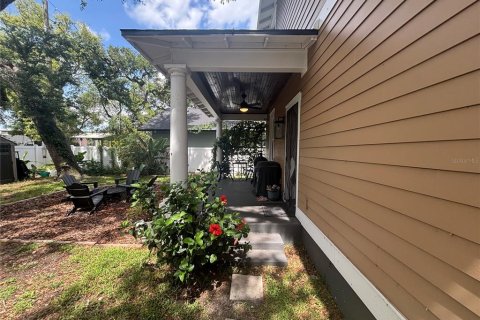 Villa ou maison à louer à Tampa, Floride: 3 chambres, 216.83 m2 № 2117937 - photo 22