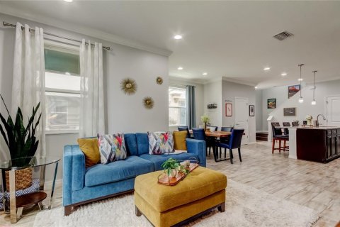 Townhouse in Tampa, Florida 3 bedrooms, 173.91 sq.m. № 1894031 - photo 7