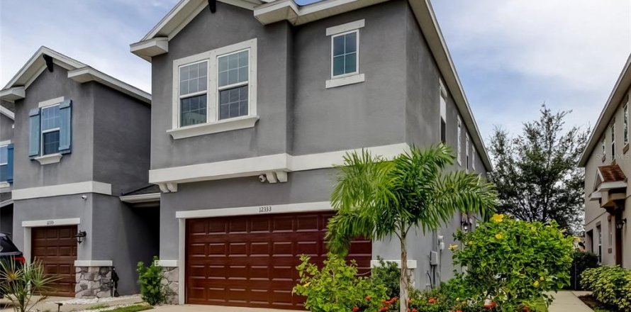 Townhouse in Tampa, Florida 3 bedrooms, 173.91 sq.m. № 1894031