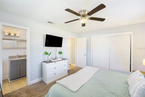 Casa en venta en Saint Petersburg, Florida, 3 dormitorios, 158.31 m2 № 1757337 - foto 12