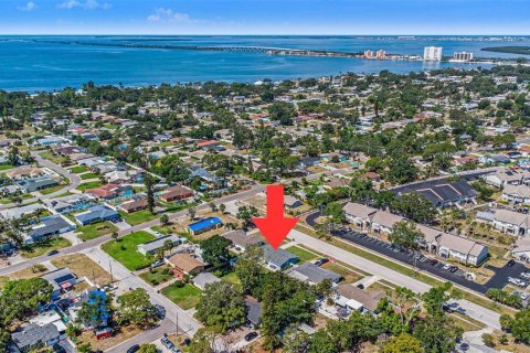 Casa en venta en Saint Petersburg, Florida, 3 dormitorios, 158.31 m2 № 1757337 - foto 24