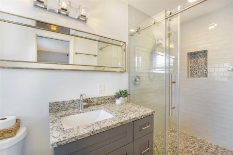 Casa en venta en Saint Petersburg, Florida, 3 dormitorios, 158.31 m2 № 1757337 - foto 13