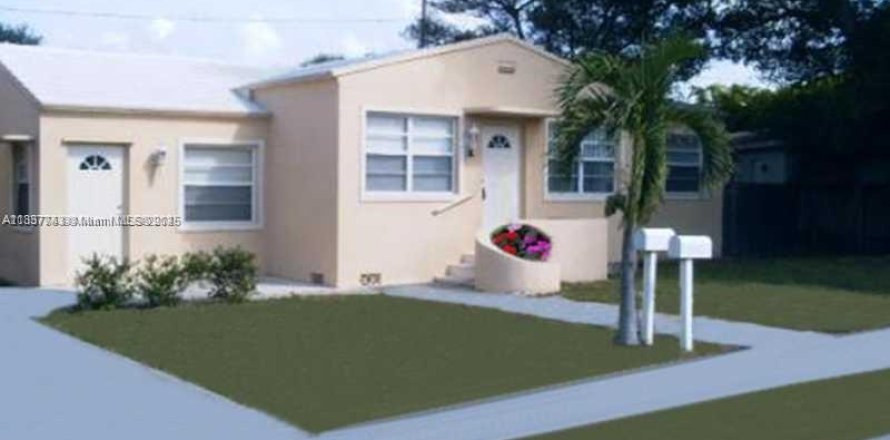 Appartement à Hollywood, Floride 2 chambres, 175.59 m2 № 1825839
