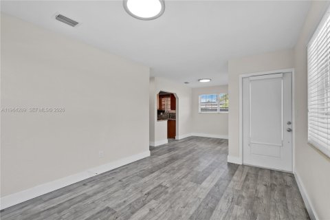 Villa ou maison à vendre à Miami, Floride: 3 chambres, 143.91 m2 № 2026187 - photo 8