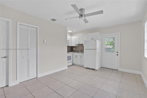 Villa ou maison à vendre à Miami, Floride: 3 chambres, 143.91 m2 № 2026187 - photo 26