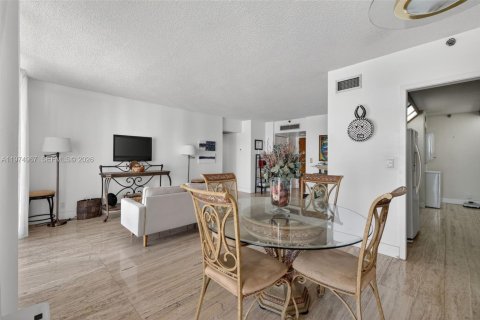 Купить кондоминиум в Авентура, Флорида 1 спальня, 100.06м2, № 2042133 - фото 20