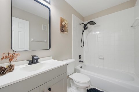 Townhouse in Sunrise, Florida 3 bedrooms, 156.08 sq.m. № 2246323 - photo 27