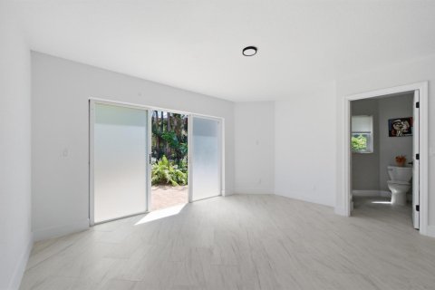 Townhouse in Sunrise, Florida 3 bedrooms, 156.08 sq.m. № 2246323 - photo 17